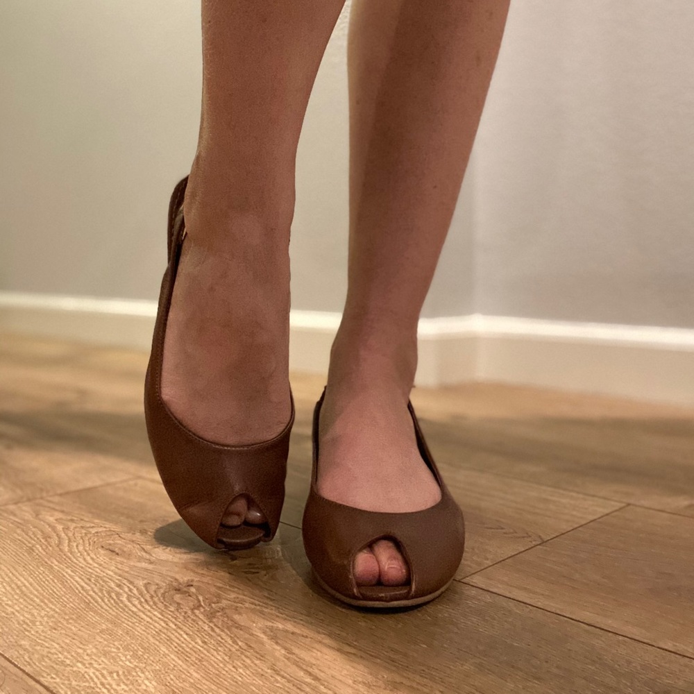 Vintage peep toe 1inch heel flats